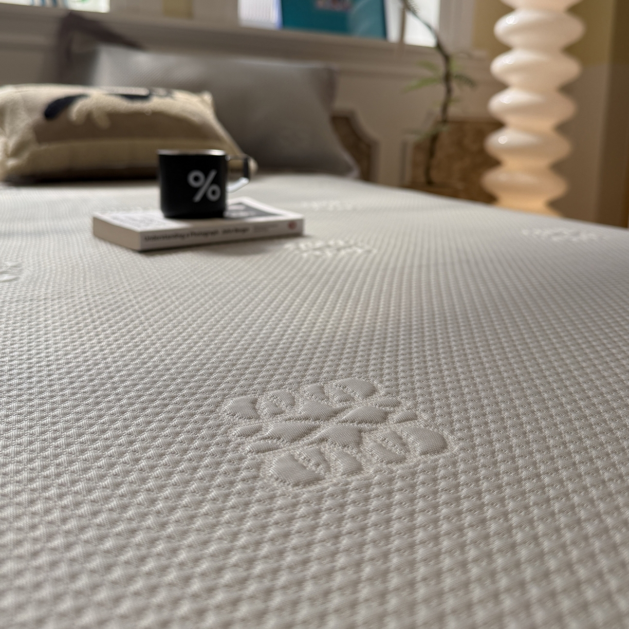 91家纺网 家纺一手货源 找家纺 Sweet dreams甜梦 2026新款夏款A类提花乙纶PE豆豆凉席 罗意威灰