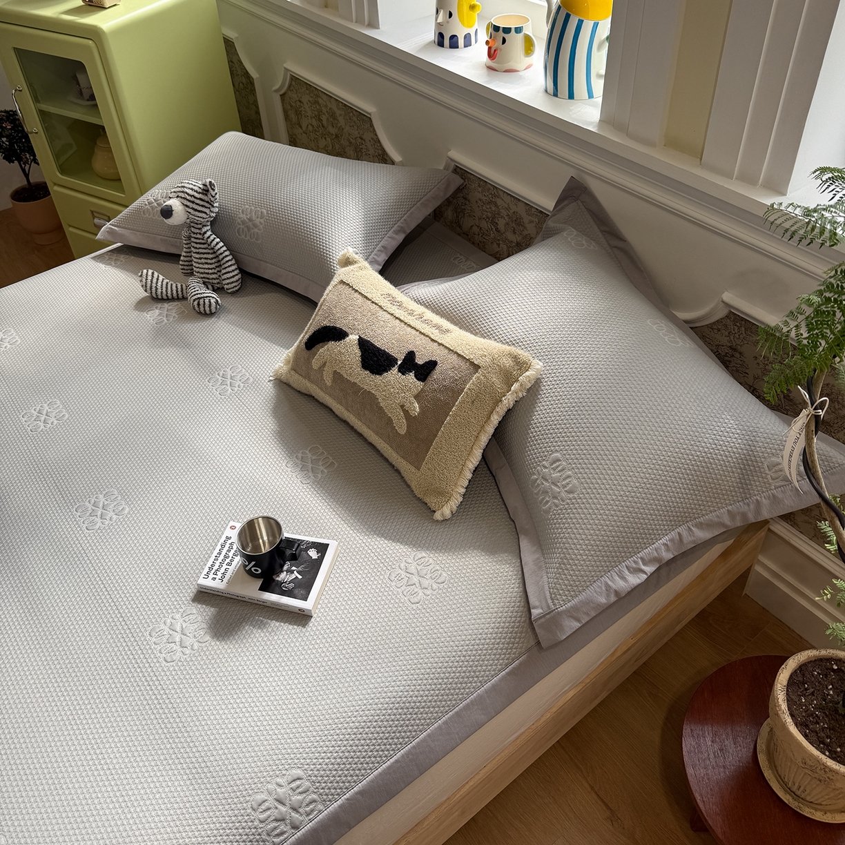 91家纺网 家纺一手货源 找家纺 Sweet dreams甜梦 2026新款夏款A类提花乙纶PE豆豆凉席 罗意威灰