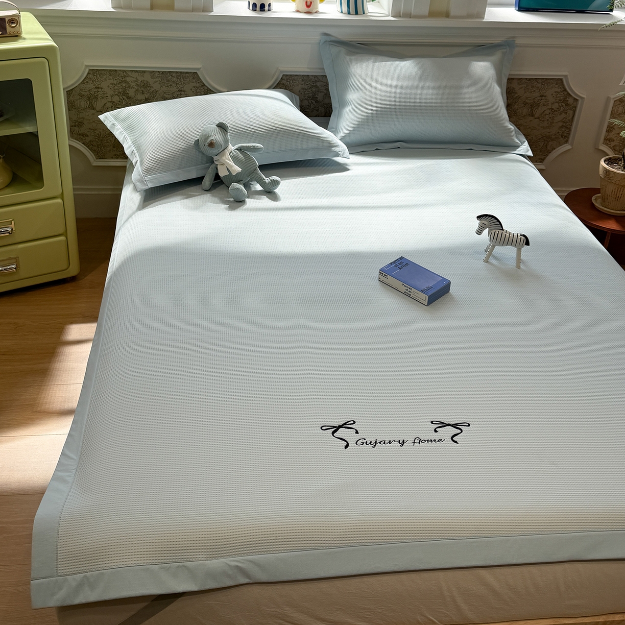 91家纺网 家纺一手货源 找家纺 （总）Sweet dreams甜梦 2026新款夏款miumiu风刺绣蝴蝶结A类PE凉感豆豆席