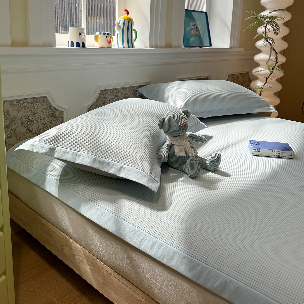 91家纺网 家纺一手货源 找家纺 Sweet dreams甜梦 2026新款夏款miumiu风刺绣蝴蝶结A类PE凉感豆豆席 海盐蓝