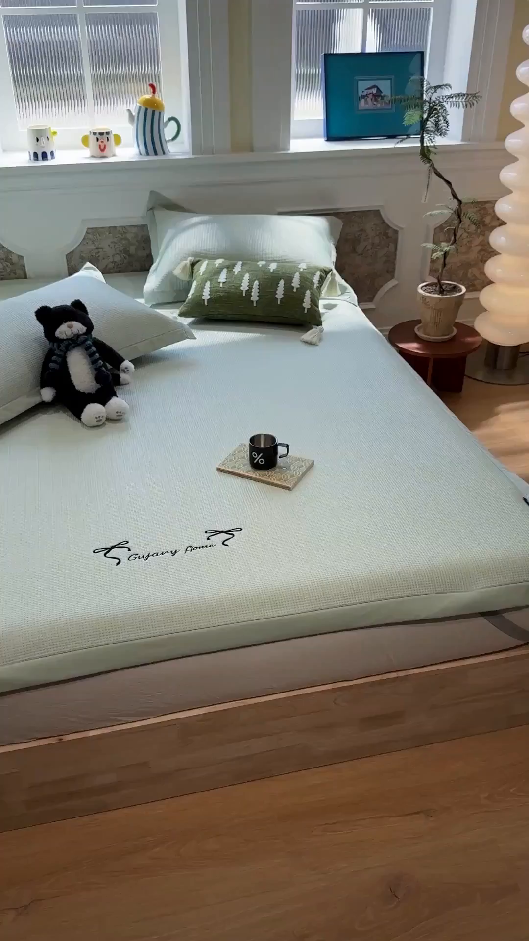 91家纺网 家纺一手货源 找家纺 Sweet dreams甜梦 2026新款夏款miumiu风刺绣蝴蝶结A类PE凉感豆豆席 青柠绿