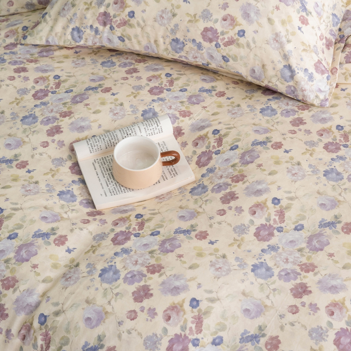 91家纺网 家纺一手货源 找家纺 梦可莱家居 2026春夏新款全棉纯棉针织棉印花小清新可爱Ins风四件套 知画