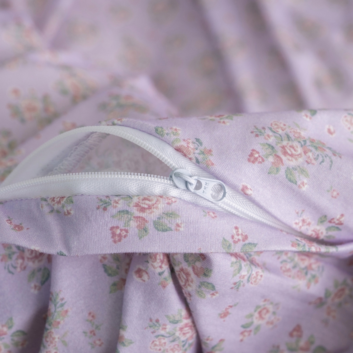 91家纺网 家纺一手货源 找家纺 梦可莱家居 2026春夏新款全棉纯棉针织棉印花小清新可爱Ins风四件套 紫薇