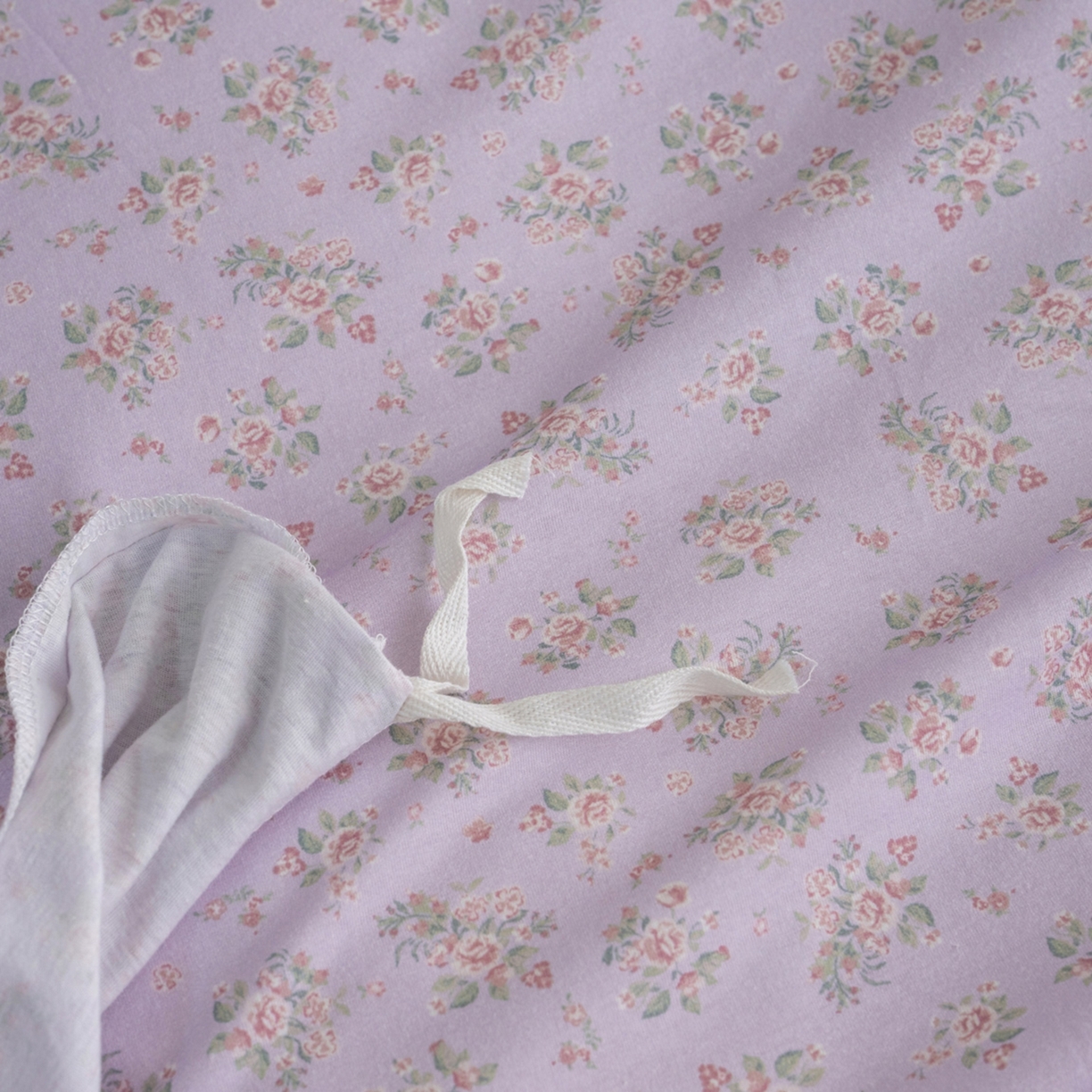 91家纺网 家纺一手货源 找家纺 梦可莱家居 2026春夏新款全棉纯棉针织棉印花小清新可爱Ins风四件套 紫薇