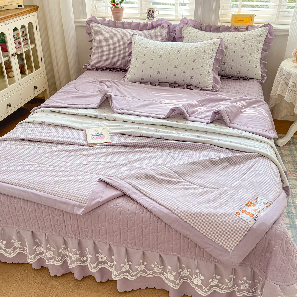 91家纺网 家纺一手货源 找家纺 雅眠居 2026直播爆款双层蕾丝花边夏被款床盖款四件套 AB版-彩格紫