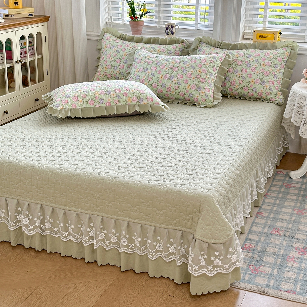 91家纺网 家纺一手货源 找家纺 雅眠居 2026直播爆款双层蕾丝花边夏被款床盖款四件套 AB版-花海