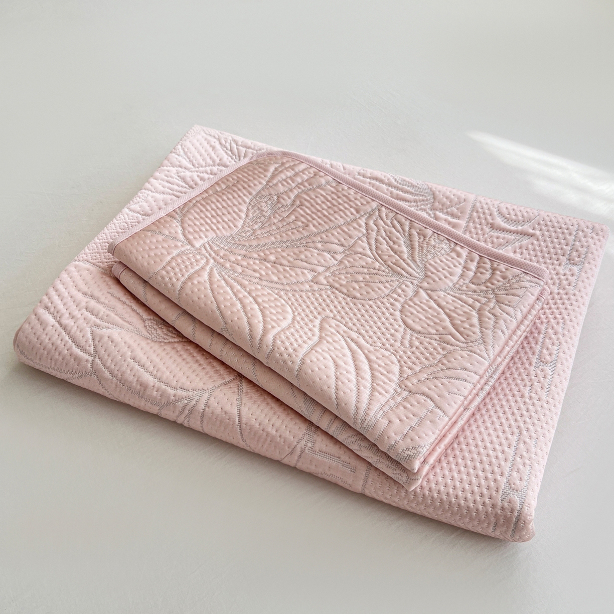 91家纺网 家纺一手货源 找家纺 （总）能好家纺 2026新款高分子pe冰豆豆凉席床席款