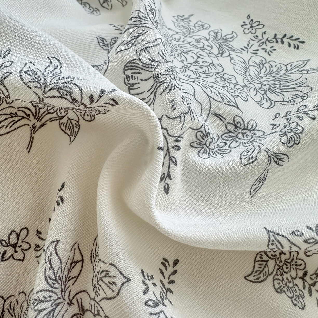 91家纺网 家纺一手货源 找家纺 雅眠居 2026直播爆款双层蕾丝花边夏被款床盖款四件套 AB版-灰韵