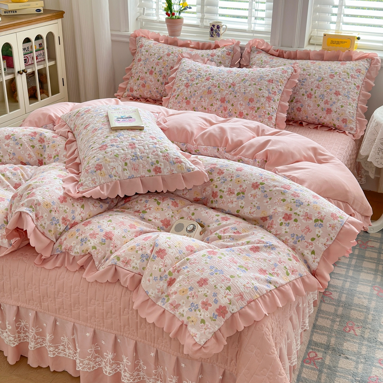 91家纺网 家纺一手货源 找家纺 雅眠居 2026直播爆款双层蕾丝花边夏被款床盖款四件套 AB版-十里桃花