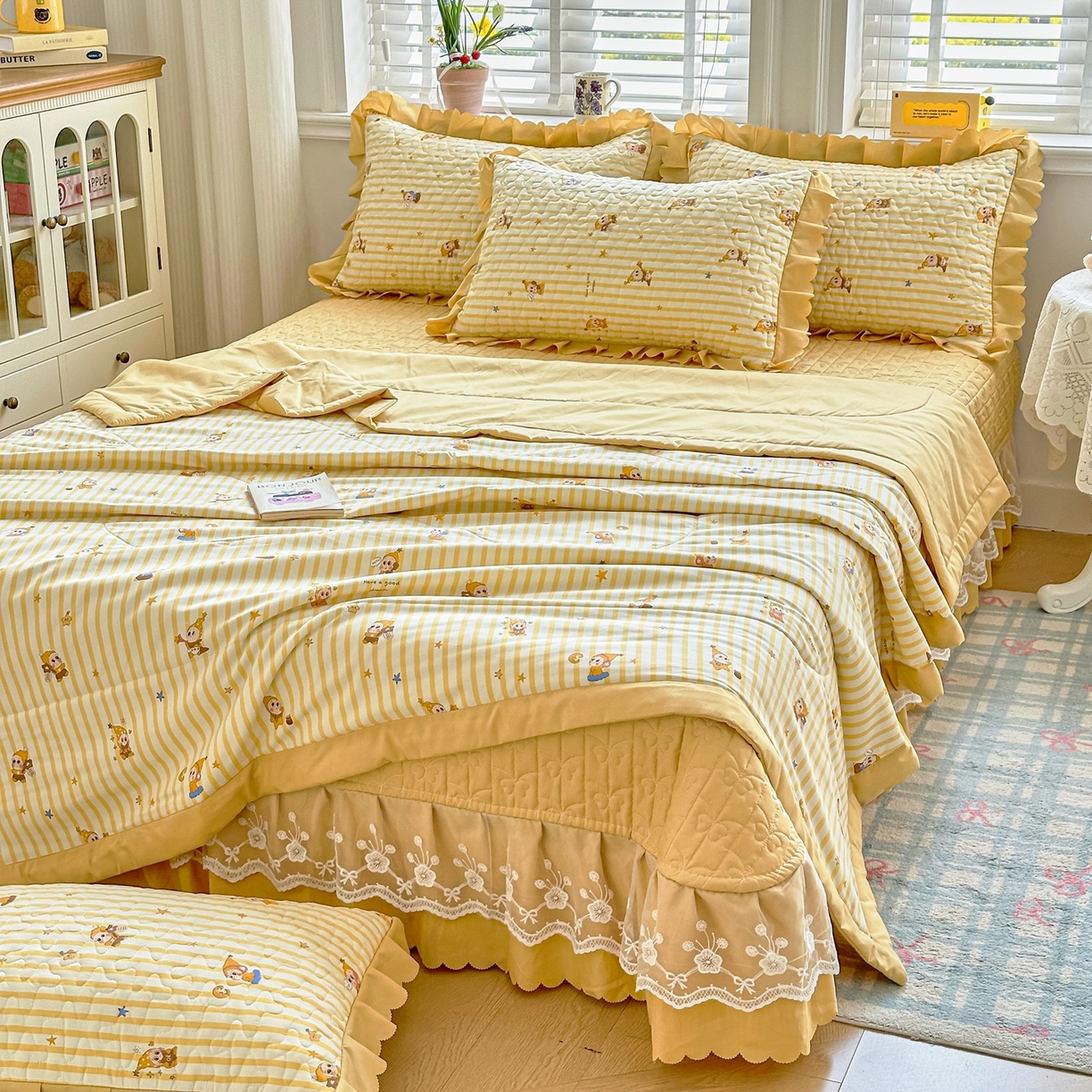 91家纺网 家纺一手货源 找家纺 雅眠居 2026直播爆款双层蕾丝花边夏被款床盖款四件套 AB版-小福星