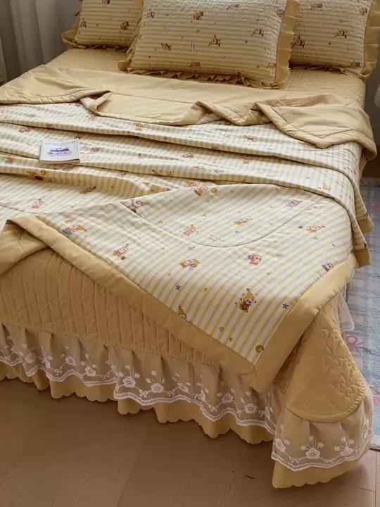 91家纺网 家纺一手货源 找家纺 雅眠居 2026直播爆款双层蕾丝花边夏被款床盖款四件套 AB版-小福星