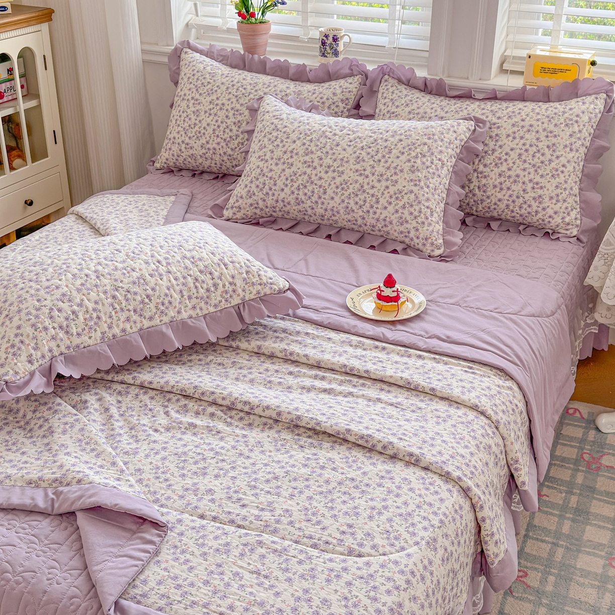 91家纺网 家纺一手货源 找家纺 雅眠居 2026直播爆款双层蕾丝花边夏被款床盖款四件套 AB版-紫萱