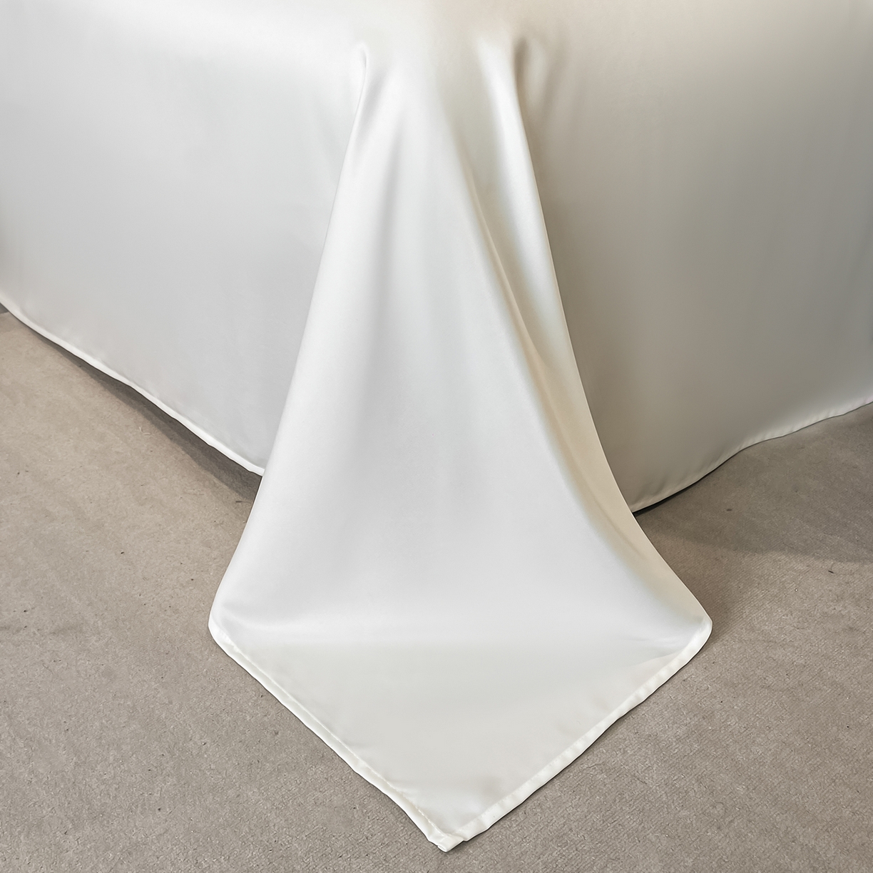 91家纺网 家纺一手货源 找家纺 （总）逸尚阁 2026新款水洗真丝豹纹夏被四件套