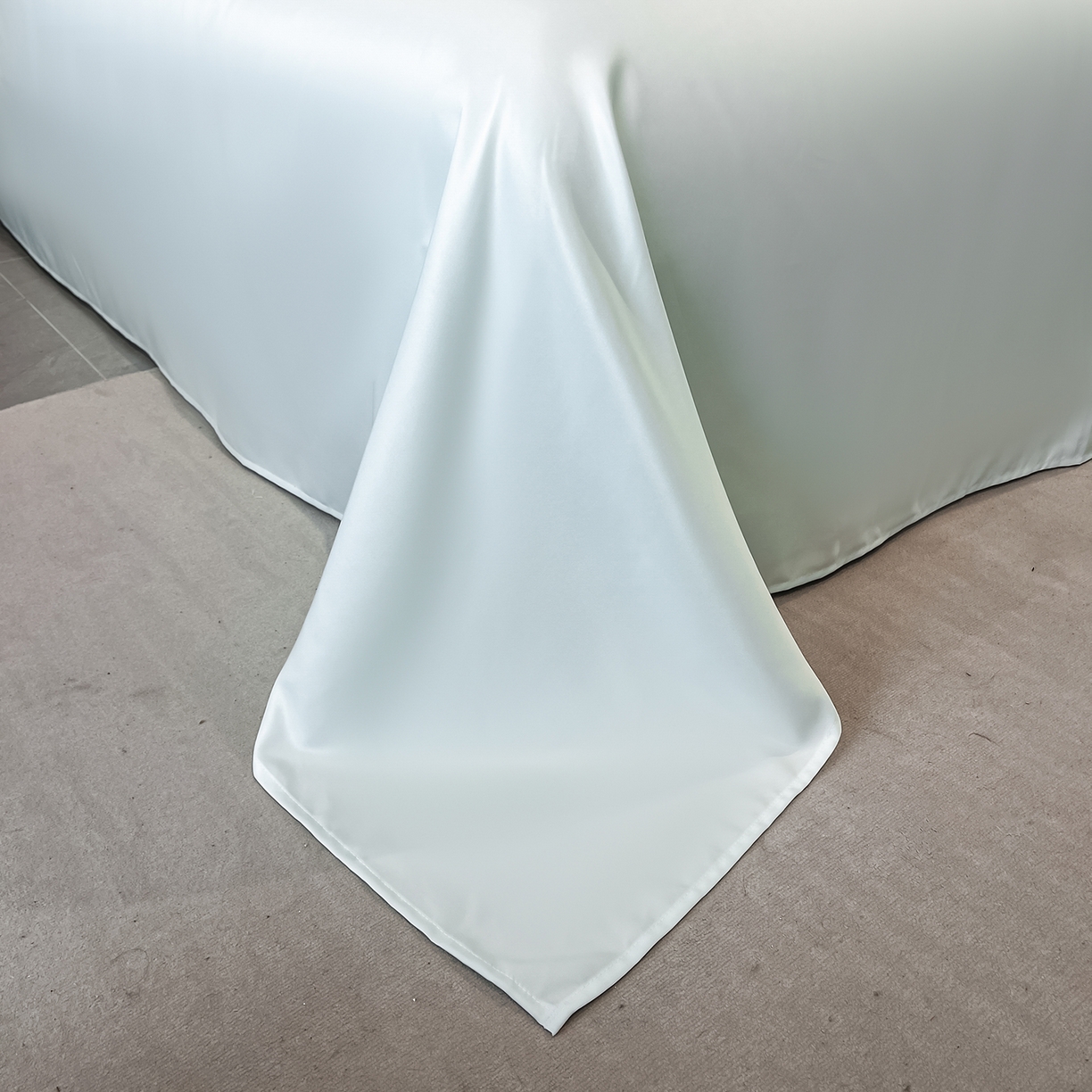 91家纺网 家纺一手货源 找家纺 逸尚阁 2026新款水洗真丝豹纹夏被四件套 豹纹夏被-蓝