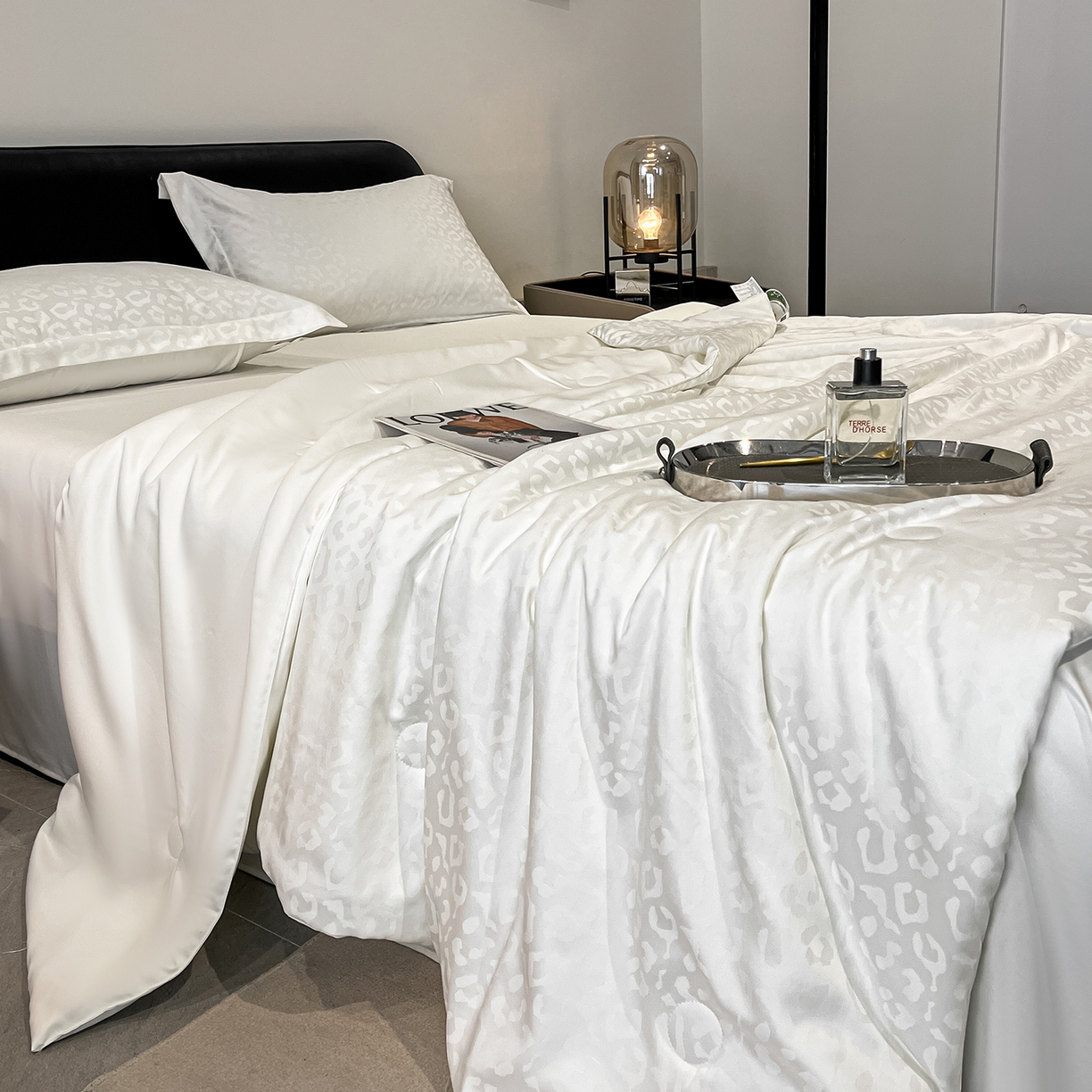 91家纺网 家纺一手货源 找家纺 （总）逸尚阁 2026新款水洗真丝豹纹夏被四件套