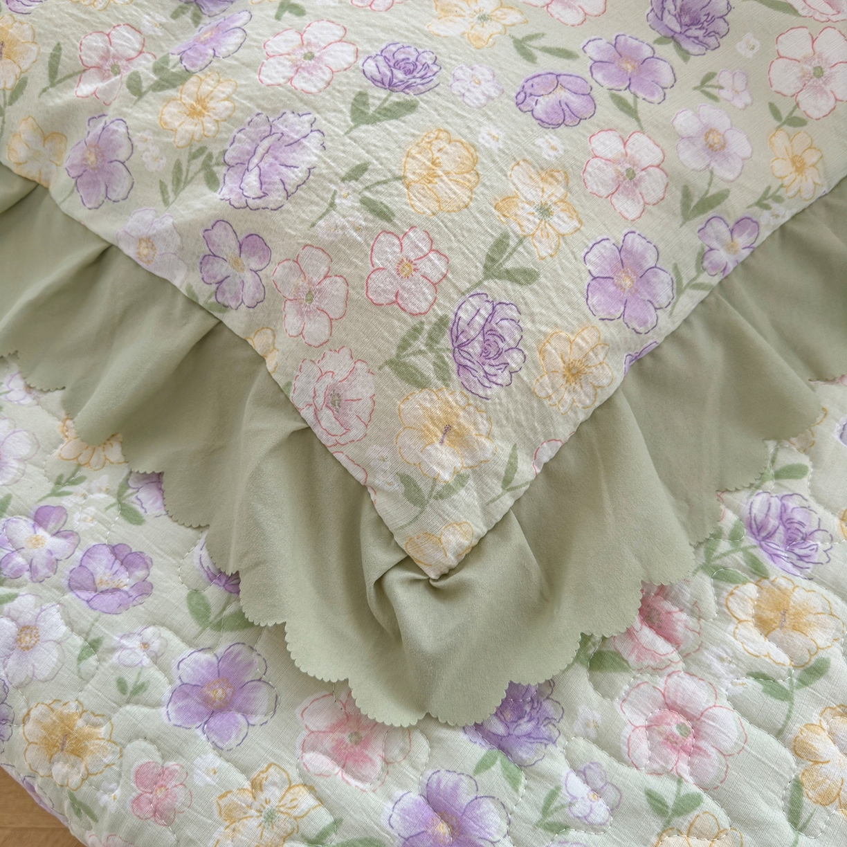 91家纺网 家纺一手货源 找家纺 雅眠居 2026新款直播爆款古法仿棉双层蕾丝花边床盖四件套 花海