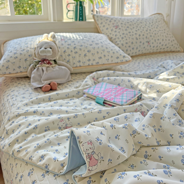 91家纺网 家纺一手货源 找家纺 卡普二店 2026新款A类锦氨凉感印花夏被四件套床盖凉席款--单夏被 奶油兰花束