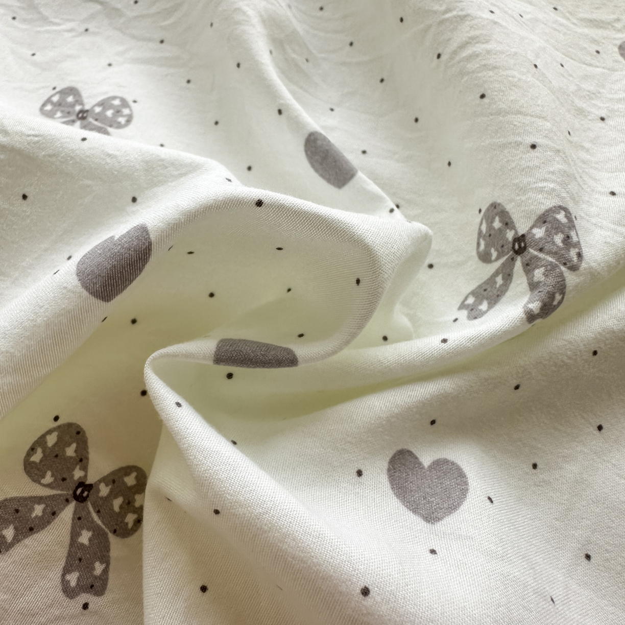 91家纺网 家纺一手货源 找家纺 雅眠居 2026新款直播爆款古法仿棉双层蕾丝花边床盖四件套 AB版-彩格灰