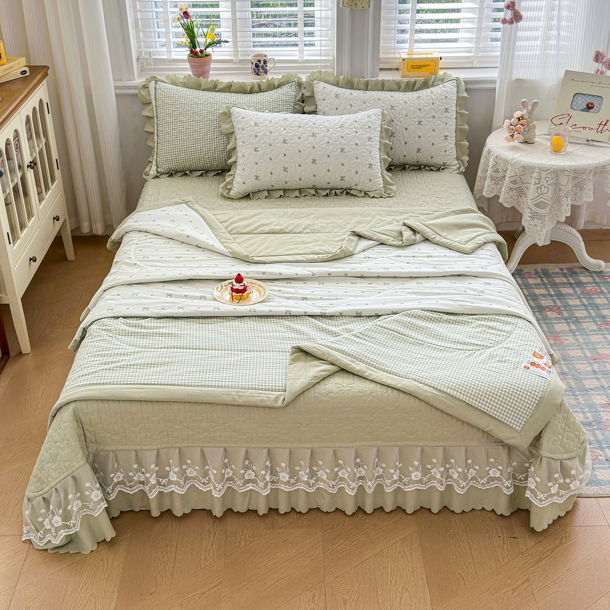 91家纺网 家纺一手货源 找家纺 雅眠居 2026新款直播爆款古法仿棉双层蕾丝花边床盖四件套 AB版-彩格绿