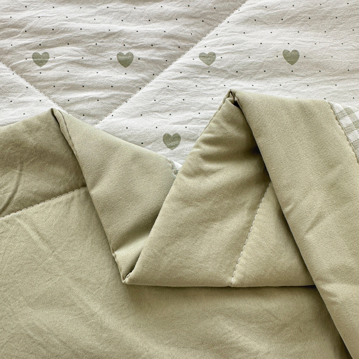 91家纺网 家纺一手货源 找家纺 雅眠居 2026新款直播爆款古法仿棉双层蕾丝花边床盖四件套 AB版-彩格绿