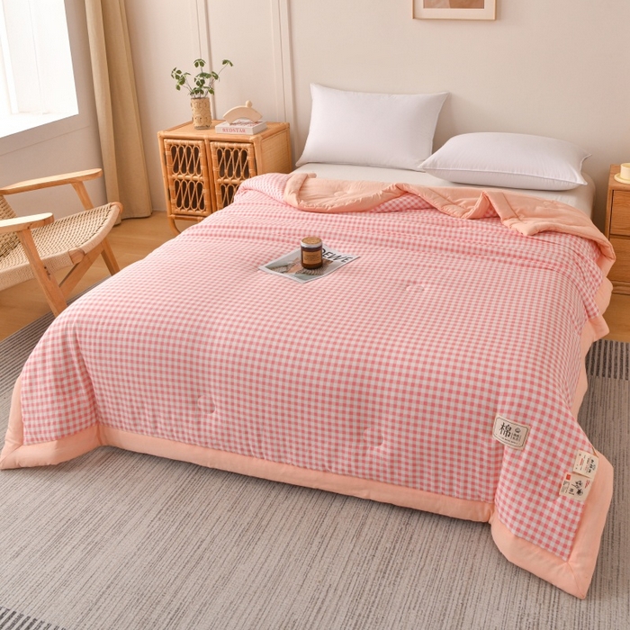 91家纺网 家纺一手货源 找家纺 好梦来家纺【高克重】2026新品水洗棉新疆棉花夏被无印风夏被良品格子空调被被子被芯 粉小格