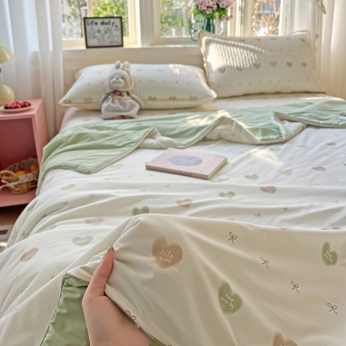 91家纺网 家纺一手货源 找家纺 卡普二店 2026新款A类锦氨凉感印花夏被四件套床盖凉席款--单夏被 青提奶冻