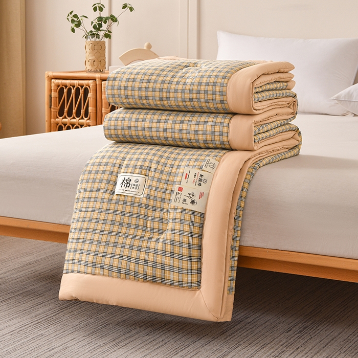 91家纺网 家纺一手货源 找家纺 好梦来家纺【高克重】2026新品水洗棉新疆棉花夏被无印风夏被良品格子空调被被子被芯 雅典琪