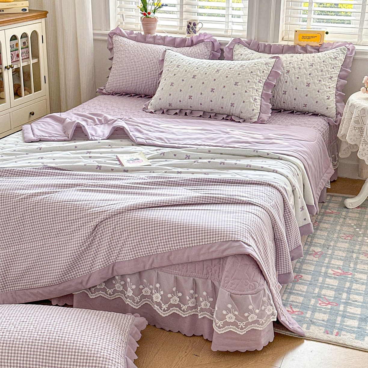 91家纺网 家纺一手货源 找家纺 雅眠居 2026新款直播爆款古法仿棉双层蕾丝花边床盖四件套 AB版-彩格紫