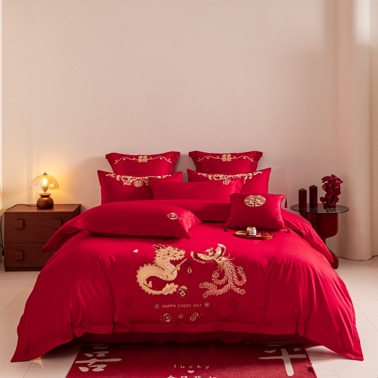 91家纺网 家纺一手货源 找家纺 东方合美（原：皇家传奇） 2026新款纯棉长绒棉刺绣婚庆四件套-龙凤系列 张灯结彩