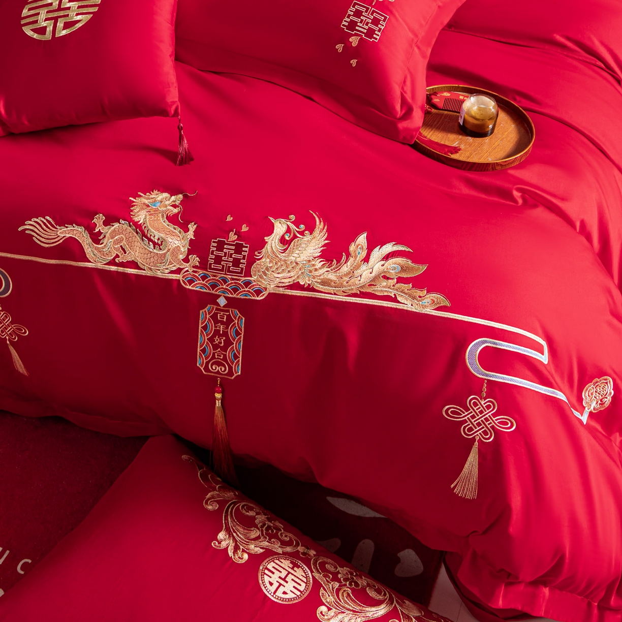 91家纺网 家纺一手货源 找家纺 东方合美（原：皇家传奇） 2026新款纯棉长绒棉刺绣婚庆四件套-龙凤系列 龙凤百合