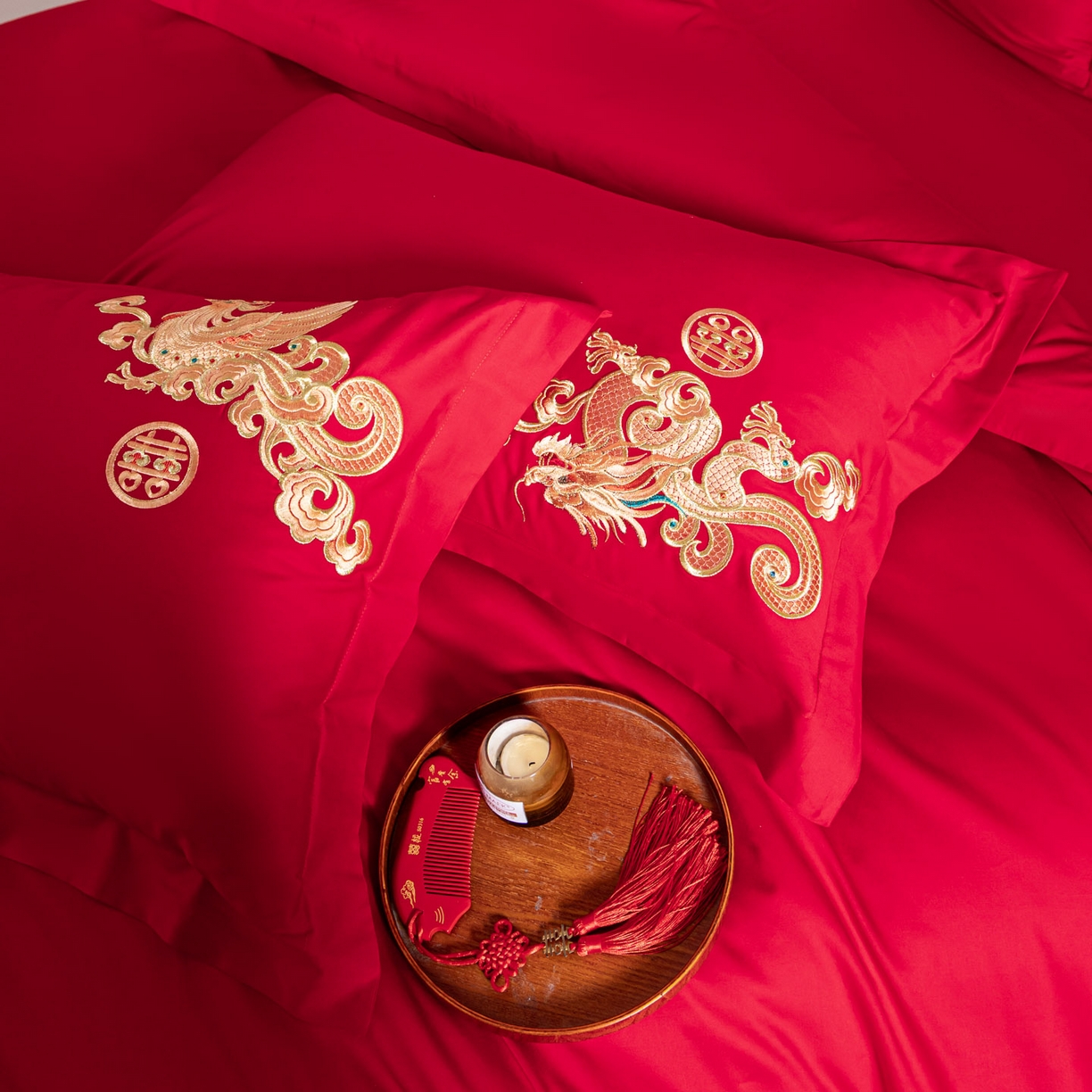 91家纺网 家纺一手货源 找家纺 东方合美（原：皇家传奇） 2026新款纯棉长绒棉刺绣婚庆四件套-龙凤系列 金彩龙凤