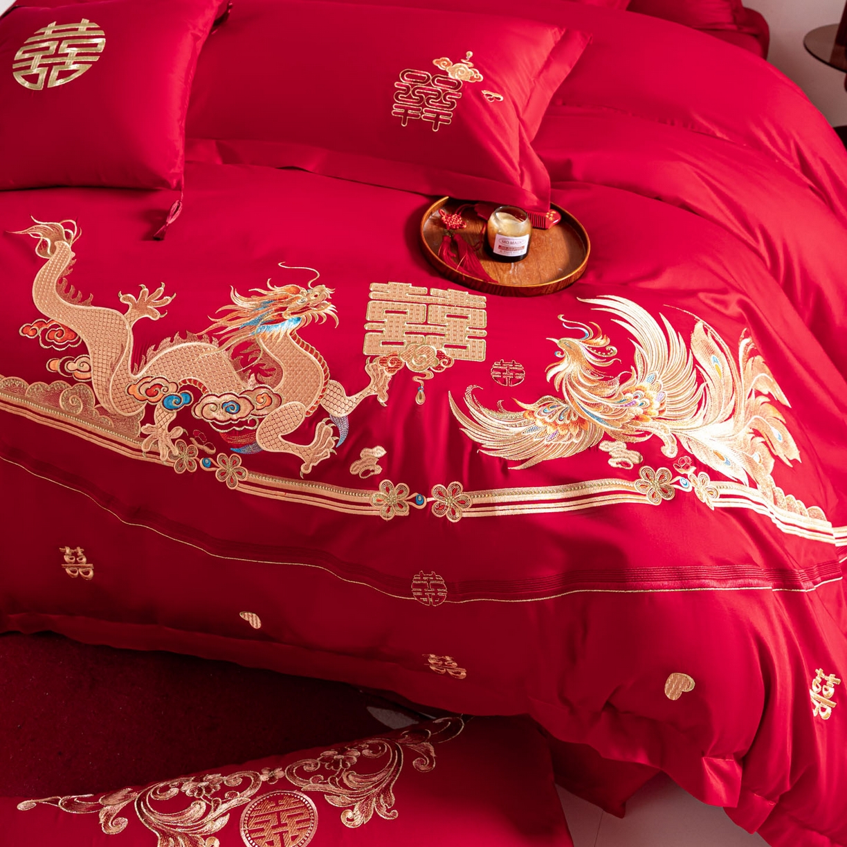 91家纺网 家纺一手货源 找家纺 东方合美（原：皇家传奇） 2026新款纯棉长绒棉刺绣婚庆四件套-龙凤系列 龙凤爱恋