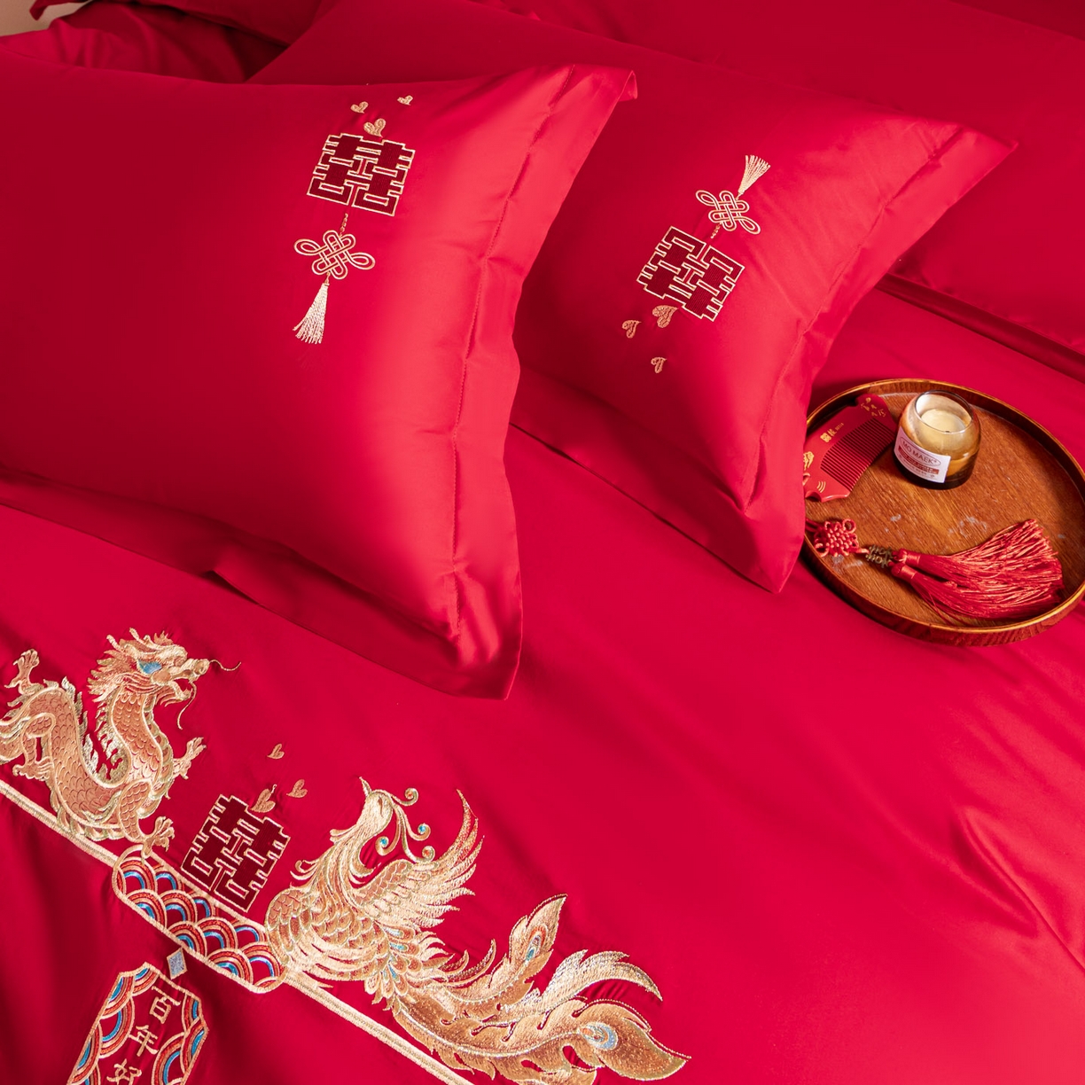 91家纺网 家纺一手货源 找家纺 东方合美（原：皇家传奇） 2026新款纯棉长绒棉刺绣婚庆四件套-龙凤系列 龙凤百合