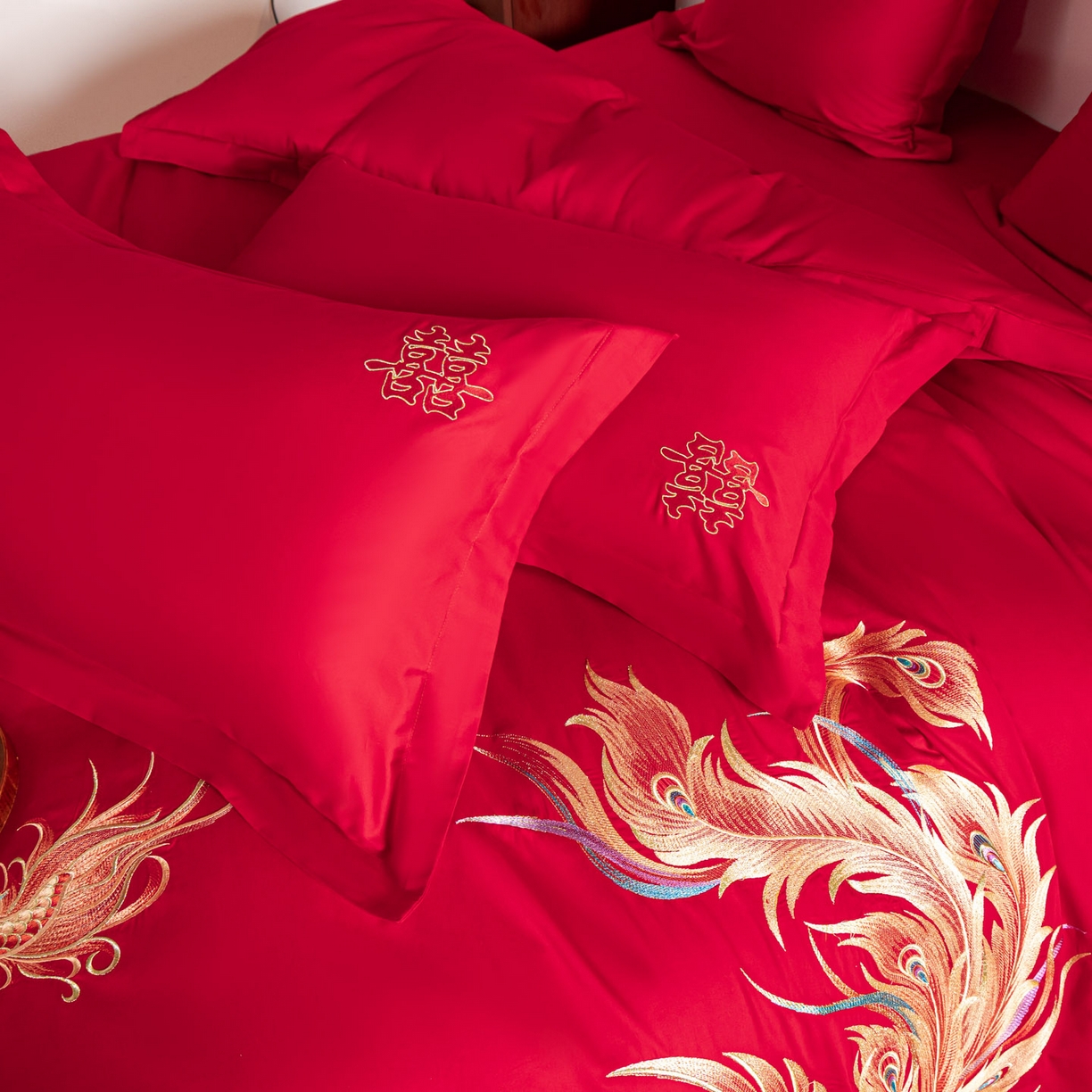91家纺网 家纺一手货源 找家纺 东方合美（原：皇家传奇） 2026新款纯棉长绒棉刺绣婚庆四件套-龙凤系列 龙凤华贵
