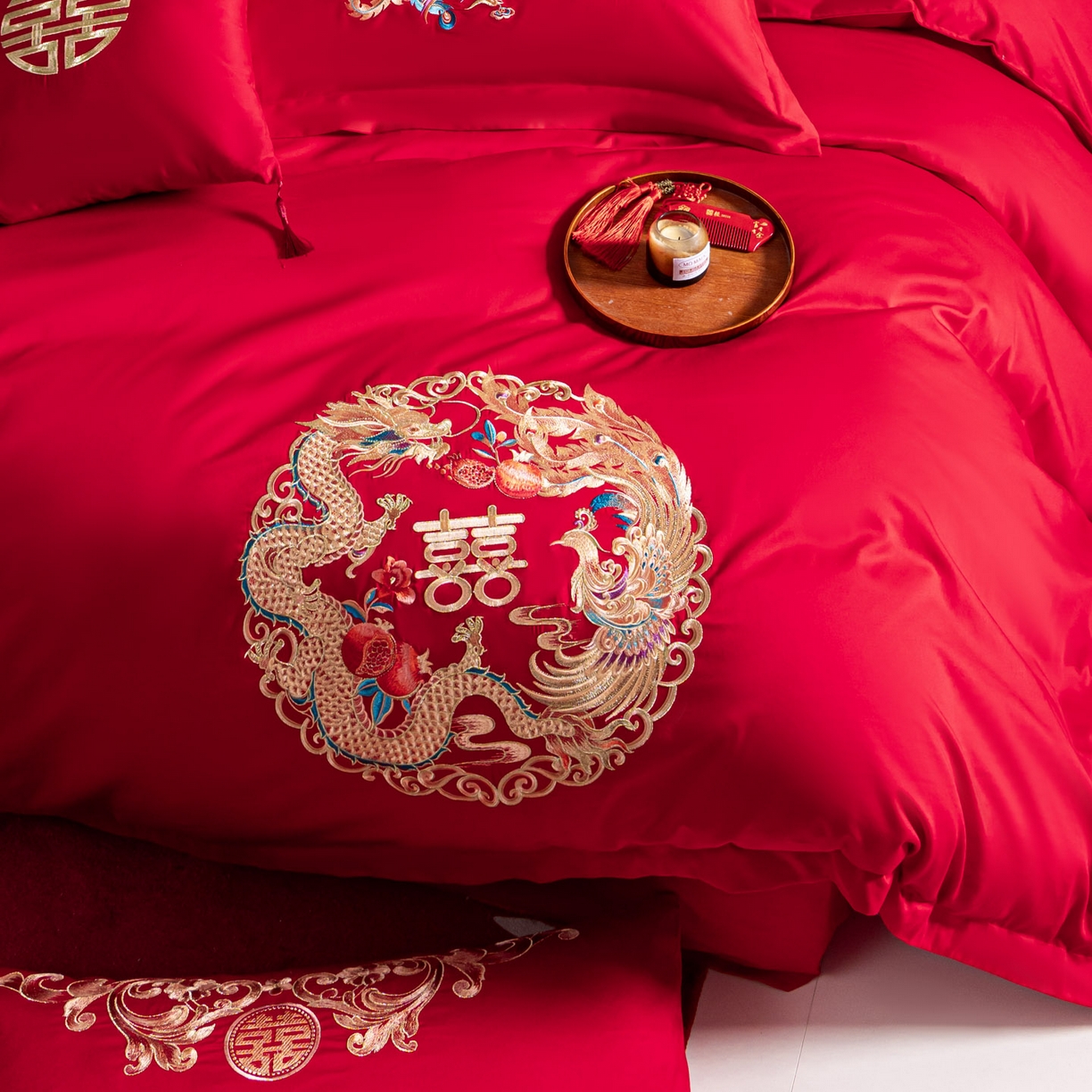 91家纺网 家纺一手货源 找家纺 东方合美（原：皇家传奇） 2026新款纯棉长绒棉刺绣婚庆四件套-龙凤系列 龙凤圆满