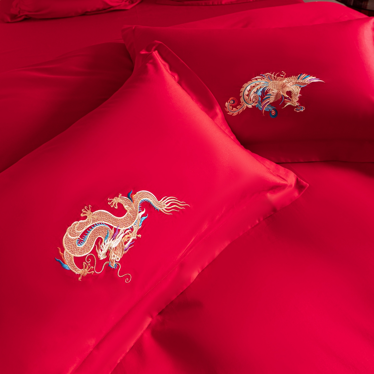 91家纺网 家纺一手货源 找家纺 东方合美（原：皇家传奇） 2026新款纯棉长绒棉刺绣婚庆四件套-龙凤系列 龙凤圆满