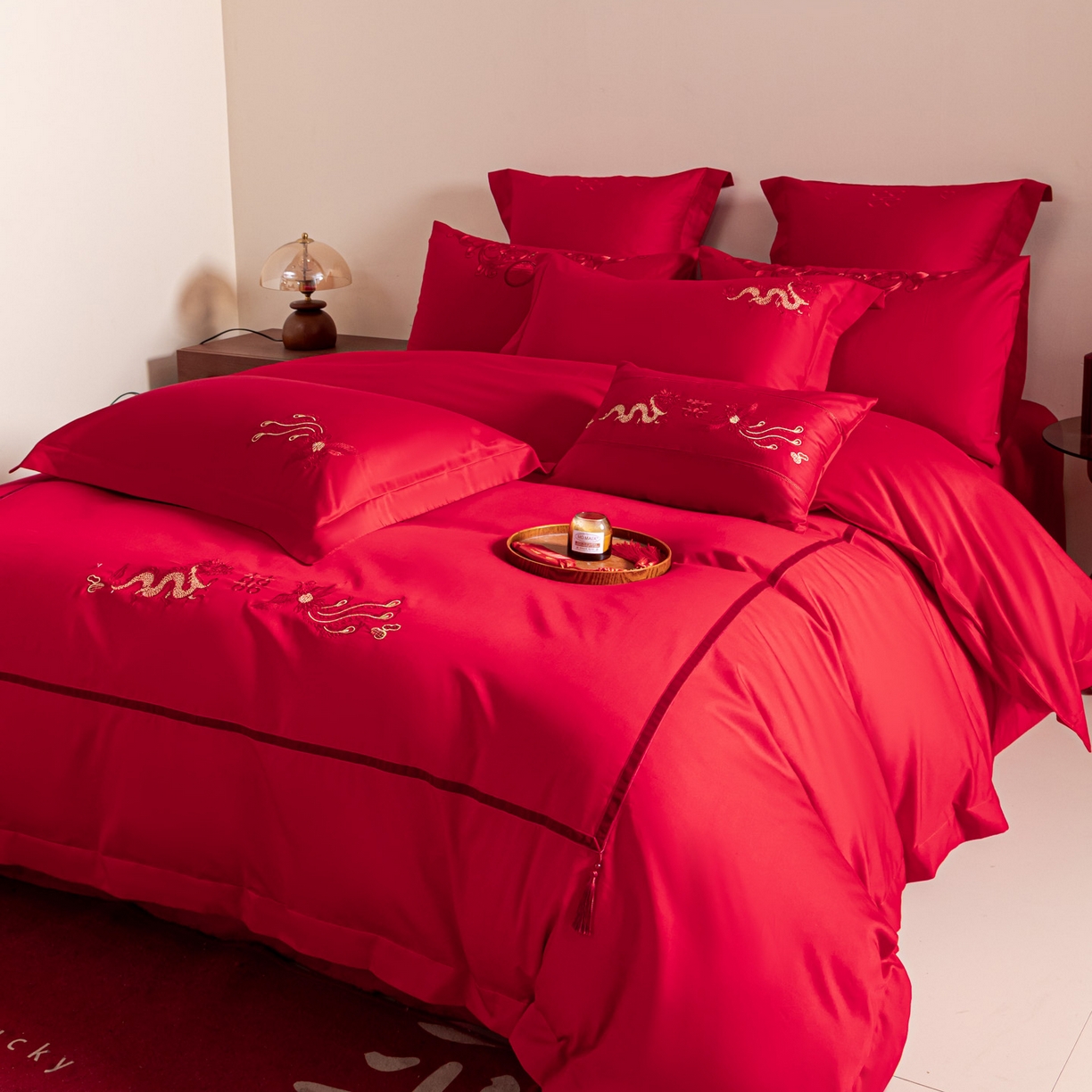 91家纺网 家纺一手货源 找家纺 东方合美（原：皇家传奇） 2026新款纯棉长绒棉刺绣婚庆四件套-龙凤系列 龙凤连理