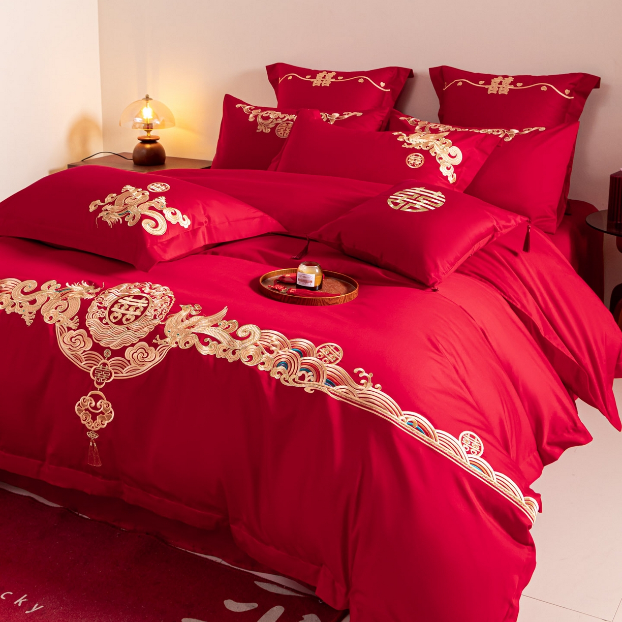 91家纺网 家纺一手货源 找家纺 东方合美（原：皇家传奇） 2026新款纯棉长绒棉刺绣婚庆四件套-龙凤系列 金彩龙凤