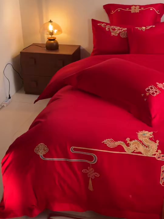 91家纺网 家纺一手货源 找家纺 东方合美（原：皇家传奇） 2026新款纯棉长绒棉刺绣婚庆四件套-龙凤系列 龙凤百合