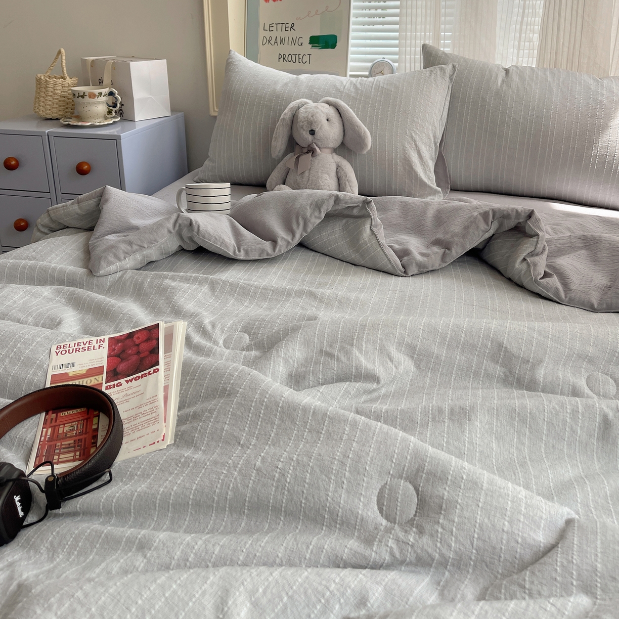 91家纺网 家纺一手货源 找家纺 栩裕纺织 2026新款高克重无印风阳离子提花单夏被-夏被三件套四件套 夏被-高级灰