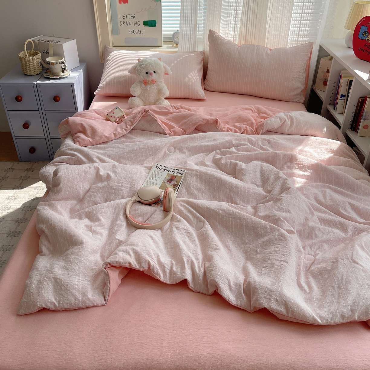 91家纺网 家纺一手货源 找家纺 栩裕纺织 2026新款高克重无印风阳离子提花单夏被-夏被三件套四件套 夏被-桃夭