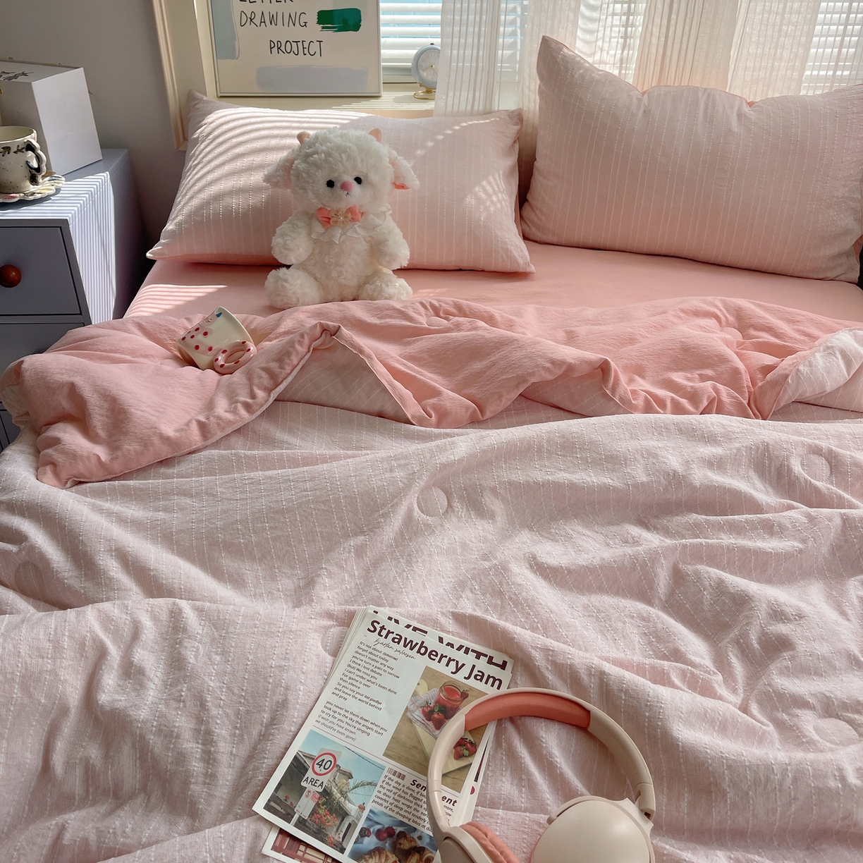 91家纺网 家纺一手货源 找家纺 栩裕纺织 2026新款高克重无印风阳离子提花单夏被-夏被三件套四件套 夏被-桃夭