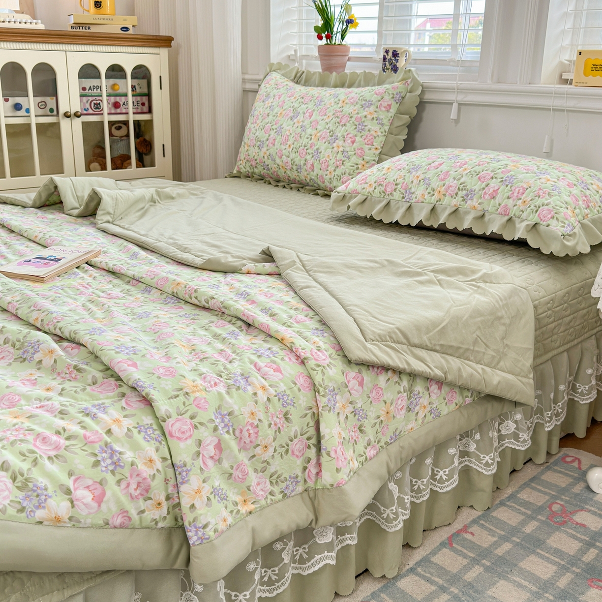 91家纺网 家纺一手货源 找家纺 雅眠居 2026新款直播爆款古法仿棉双层蕾丝花边床盖四件套 AB版-花满满