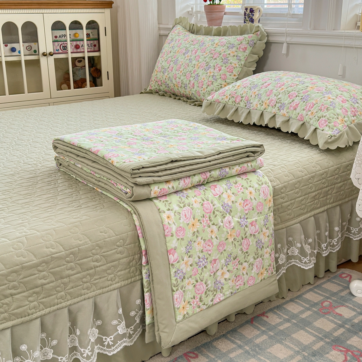 91家纺网 家纺一手货源 找家纺 雅眠居 2026新款直播爆款古法仿棉双层蕾丝花边床盖四件套 AB版-花满满