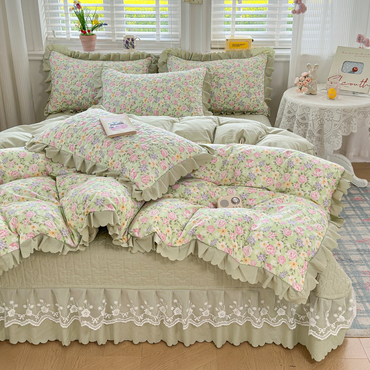 91家纺网 家纺一手货源 找家纺 雅眠居 2026新款直播爆款古法仿棉双层蕾丝花边床盖四件套 AB版-花满满