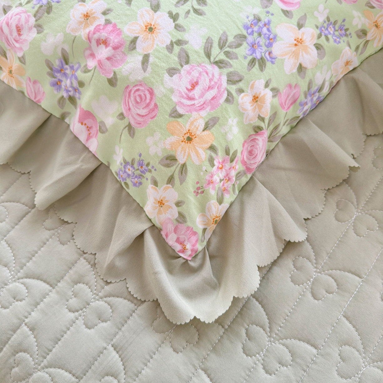 91家纺网 家纺一手货源 找家纺 雅眠居 2026新款直播爆款古法仿棉双层蕾丝花边床盖四件套 AB版-花满满