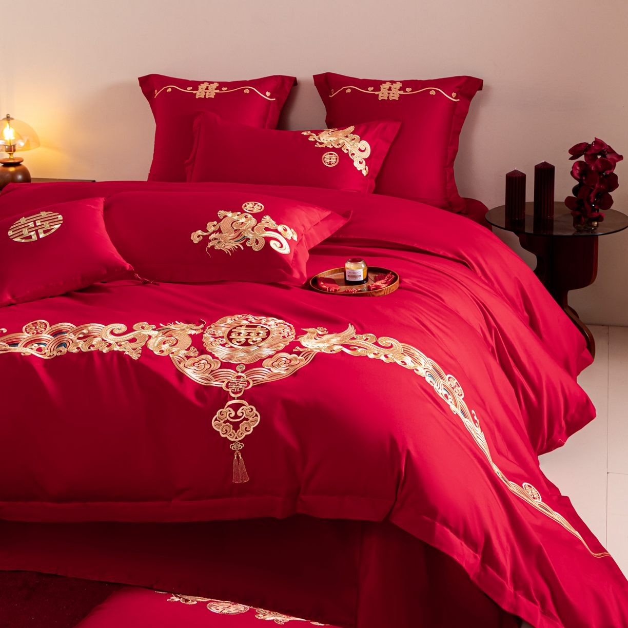 91家纺网 家纺一手货源 找家纺 东方合美（原：皇家传奇） 2026新款纯棉长绒棉刺绣婚庆四件套-龙凤系列 金彩龙凤