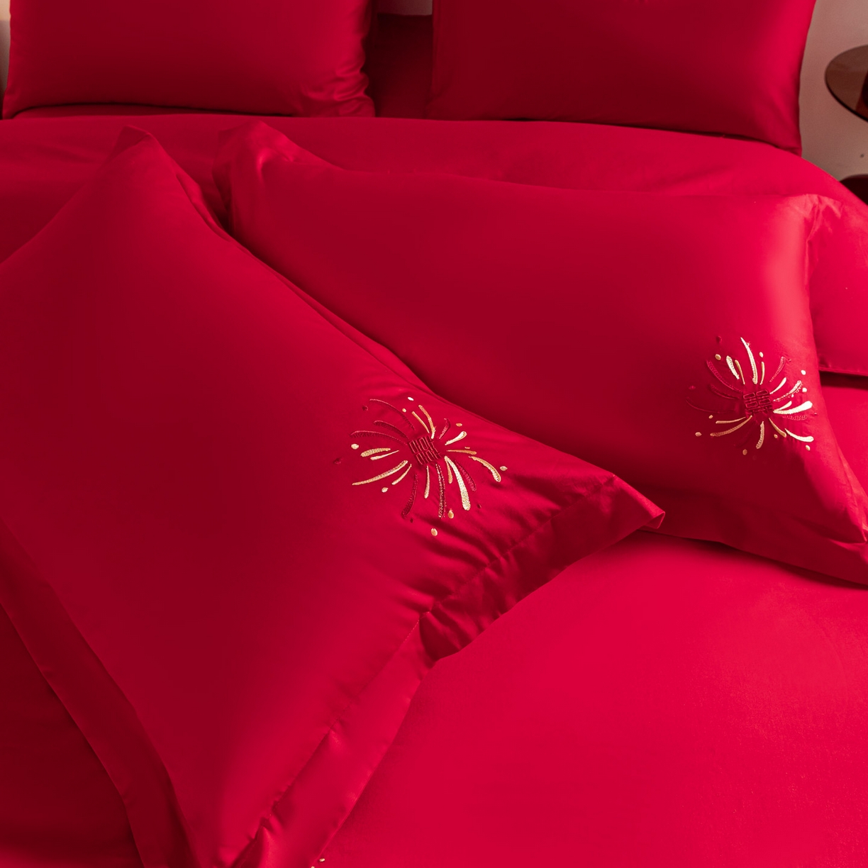 91家纺网 家纺一手货源 找家纺 东方合美（原：皇家传奇） 2026新款纯棉长绒棉刺绣婚庆四件套-龙凤系列 龙凤来喜