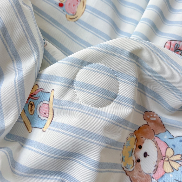 91家纺网 家纺一手货源 找家纺 卡普二店 2026新款A类锦氨凉感印花夏被四件套床盖凉席款--单夏被 条纹熊