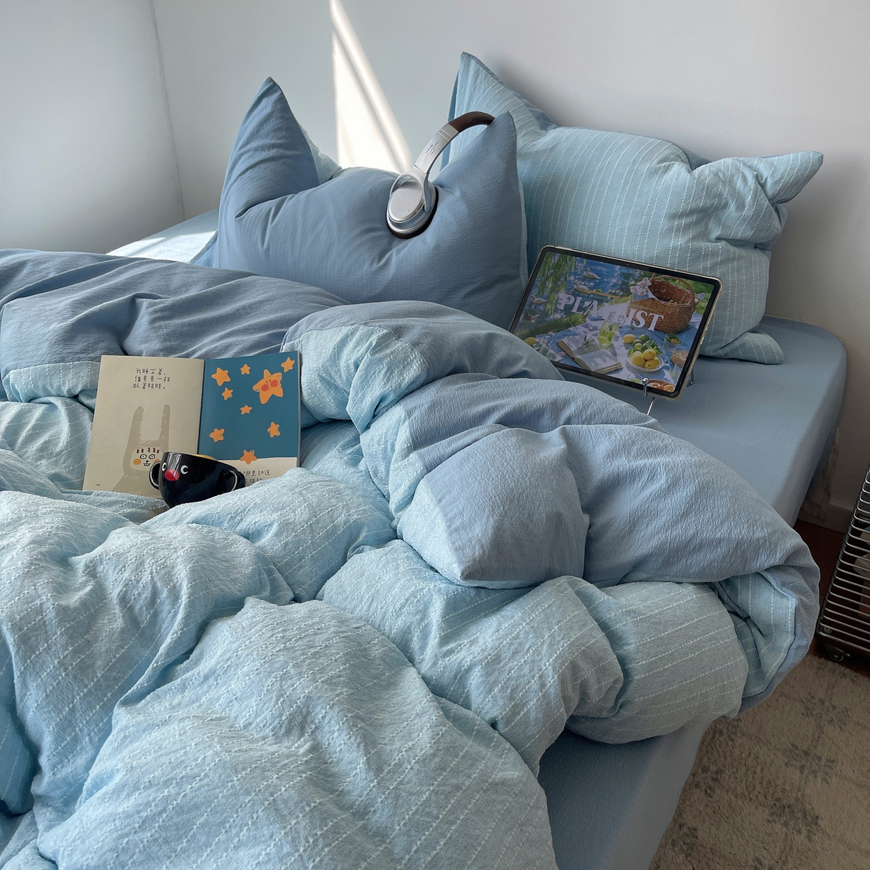 91家纺网 家纺一手货源 找家纺 栩裕纺织 2026新款高克重无印风阳离子提花工艺四件套 轻奢风-湖蓝